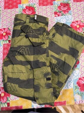 Kid Boys Allyance Snowboarding Pants Olive Green & Black size Medium